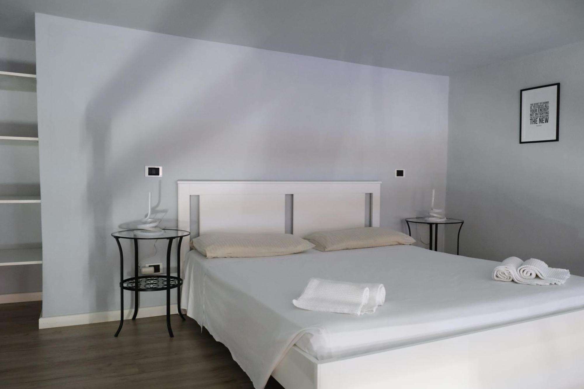 Carega City Center Apartment Верона Экстерьер фото